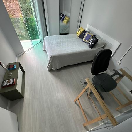Quarto Confortavel Com Tv, Ar E Sacada Vista Jardim Florianópolis Buitenkant foto