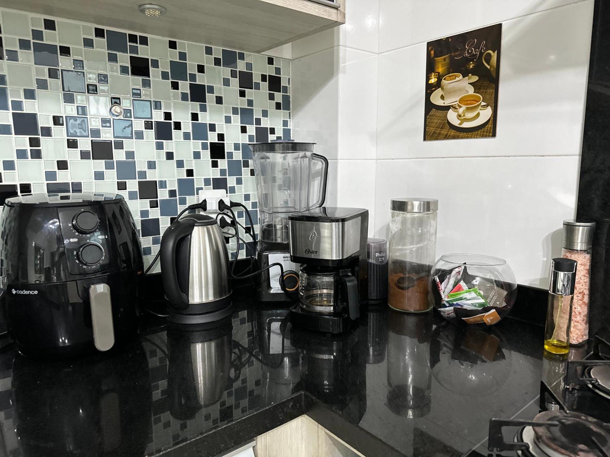 Quarto Confortavel Com Tv, Ar E Sacada Vista Jardim Florianópolis Buitenkant foto