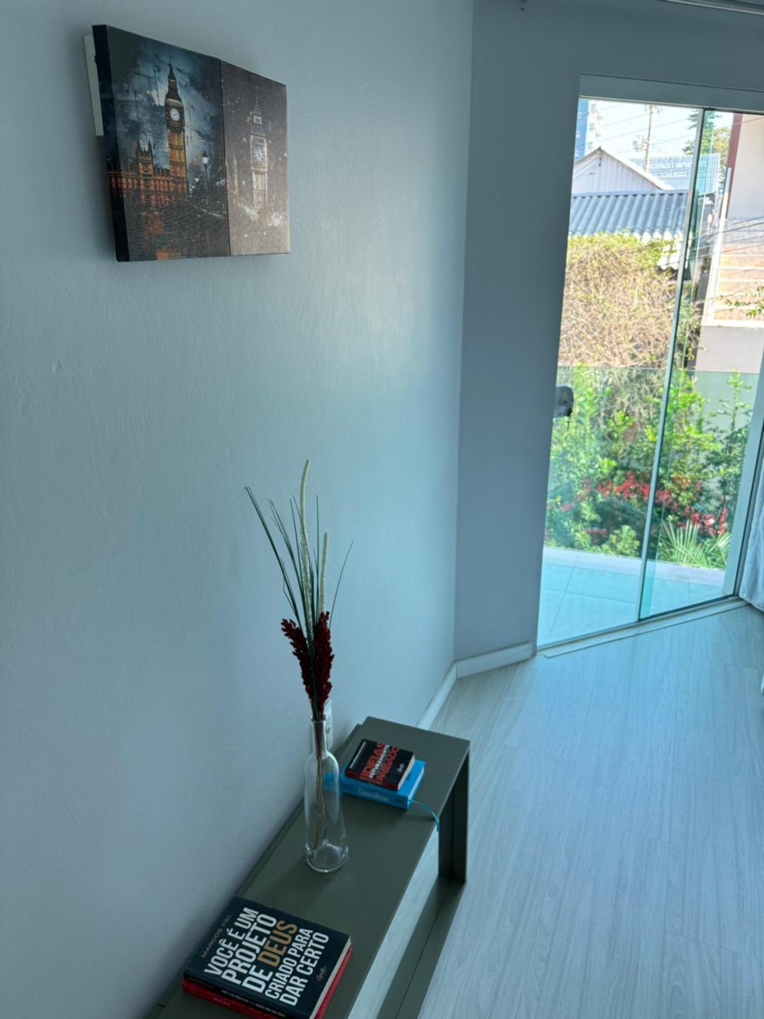 Quarto Confortavel Com Tv, Ar E Sacada Vista Jardim Florianópolis Buitenkant foto