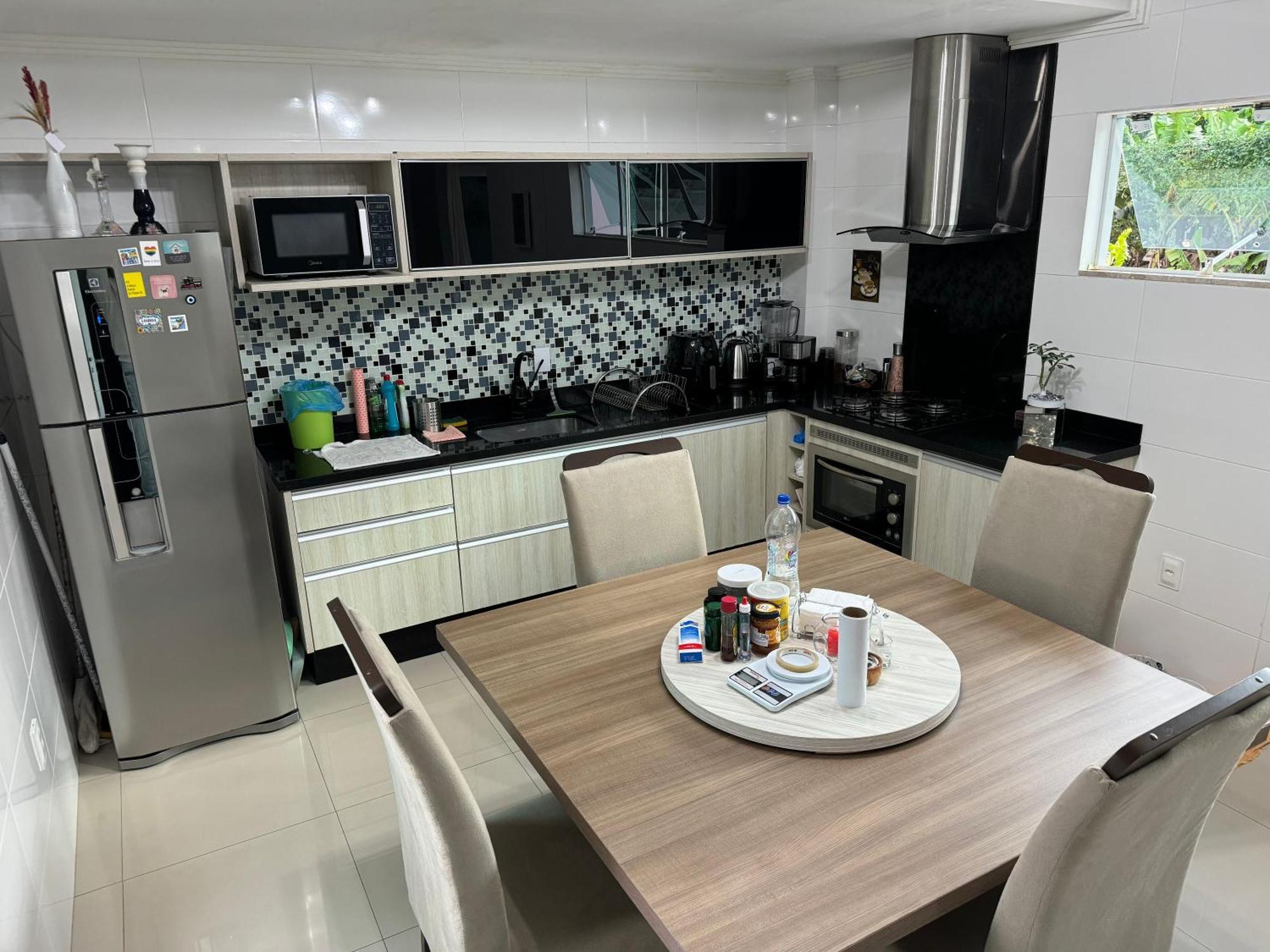 Quarto Confortavel Com Tv, Ar E Sacada Vista Jardim Florianópolis Buitenkant foto