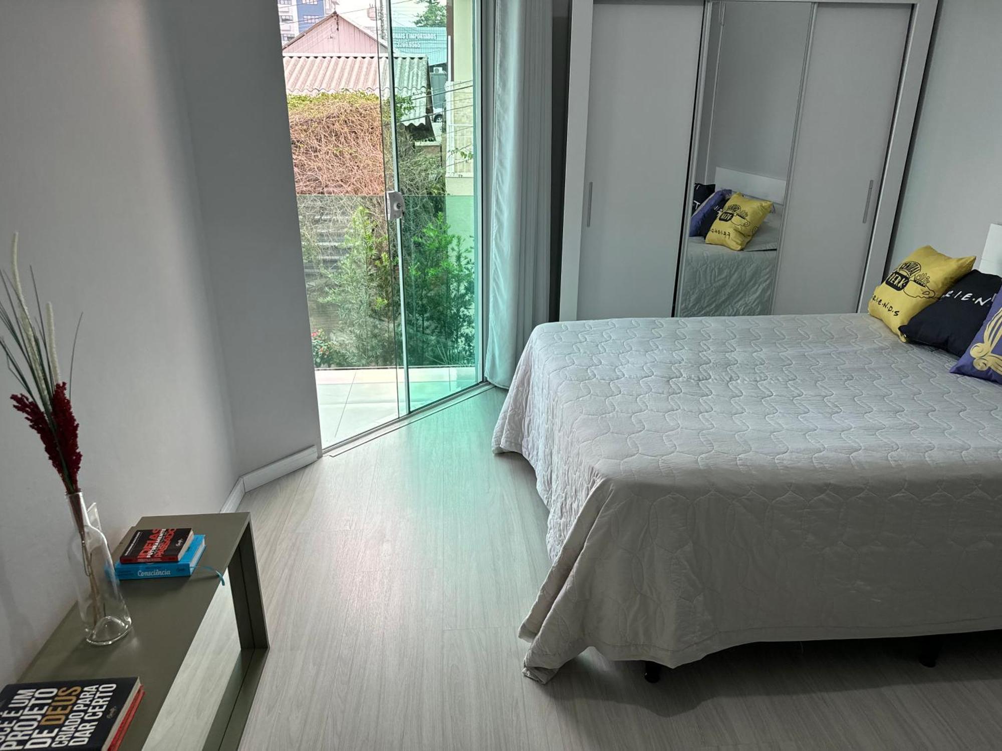 Quarto Confortavel Com Tv, Ar E Sacada Vista Jardim Florianópolis Buitenkant foto