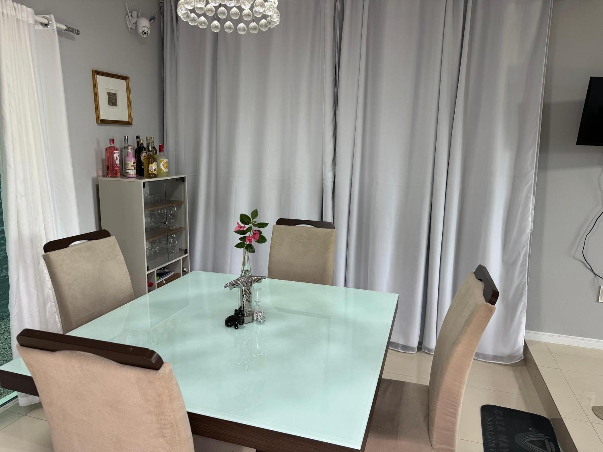 Quarto Confortavel Com Tv, Ar E Sacada Vista Jardim Florianópolis Buitenkant foto